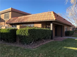 Photo #1: 2375449 Listing 