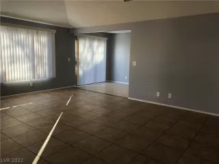 Photo #2: 2375449 Listing 