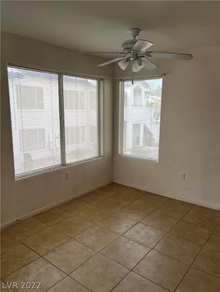 Photo #2: 2375456 Listing 