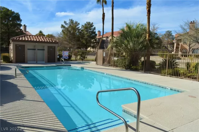 MLS: 2375495 Condo For Sale