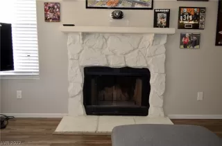 Photo #5: 2375495 Listing 