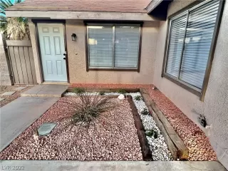 Photo #1: 2375498 Listing 