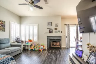 Photo #3: 2375503 Listing