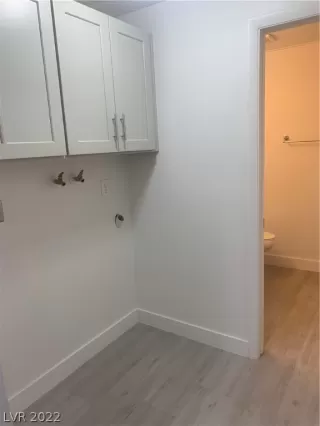 Photo #4: 2375558 Listing