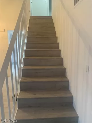 Photo #6: 2375558 Listing