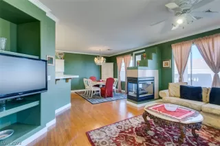 Photo #1: 2375567 Listing