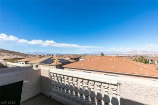 Photo #4: 2375567 Listing