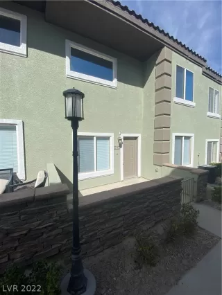 Photo #1: 2375571 Listing 