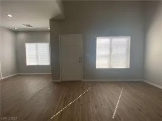 Photo #3: 2375571 Listing 