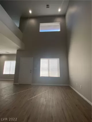 Photo #6: 2375571 Listing 