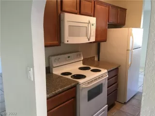 Photo #1: 2375618 Listing