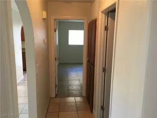 Photo #6: 2375618 Listing