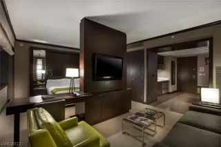 Photo #4: 2375638 Listing