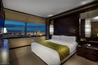 Photo #5: 2375638 Listing