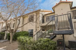 Photo #3: 2375668 Listing 