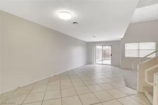 Photo #4: 2375706 Listing 