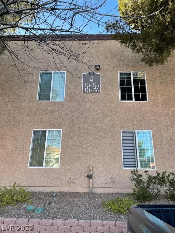 MLS: 2375734 Condo For Sale