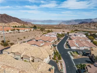 Photo #1: 2375806 Listing