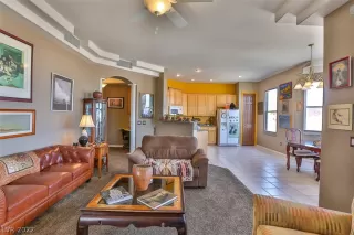 Photo #2: 2375806 Listing