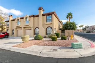 Photo #1: 2375836 Listing 