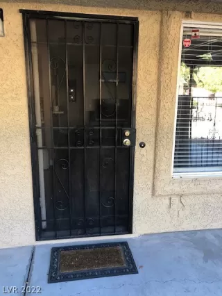 Photo #1: 2375857 Listing 