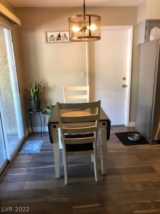 Photo #4: 2375857 Listing 