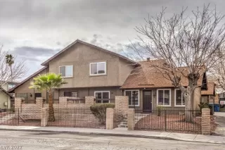 Photo #1: 2375934 Listing 