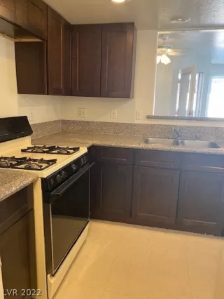 Photo #3: 2375942 Listing 