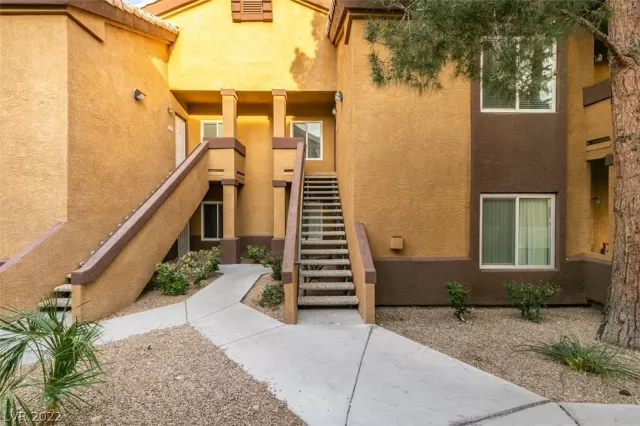 MLS: 2375951 Condo For Sale