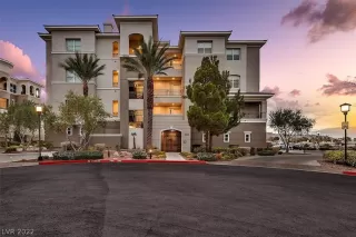 Photo #1: 2375952 Listing