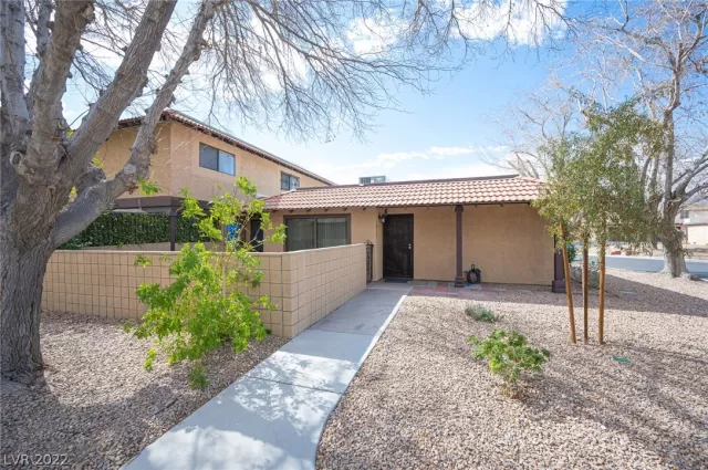 MLS: 2375954 Condo For Sale