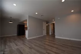 Photo #1: 2375973 Listing 