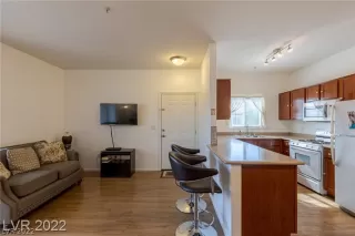 Photo #3: 2375991 Listing 