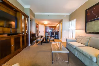 Photo #1: 2375996 Listing 