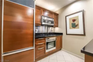 Photo #6: 2375996 Listing 