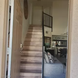 Photo #5: 2376012 Listing 