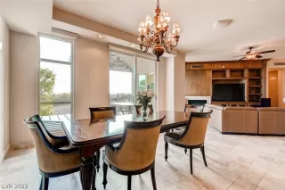 Photo #5: 2376015 Listing 