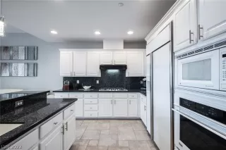 Photo #4: 2376024 Listing 