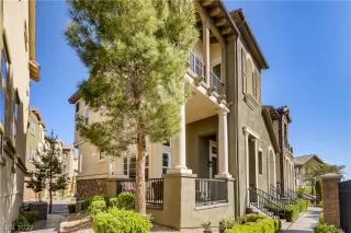 Photo #6: 2376033 Listing 