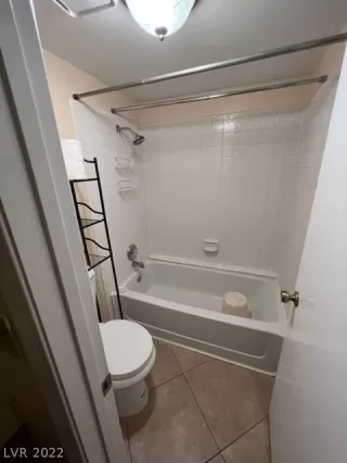 Photo #3: 2376036 Listing