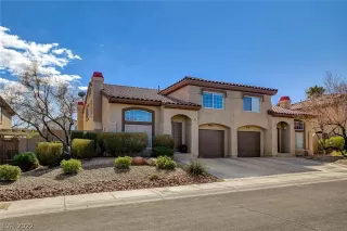 Photo #1: 2376057 Listing 