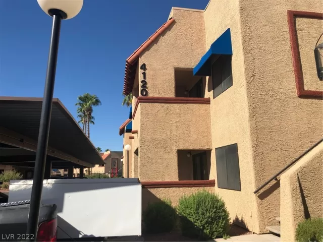 MLS: 2376058 Condo For Sale