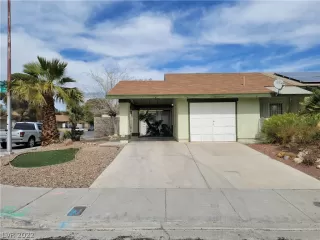 Photo #1: 2376155 Listing 