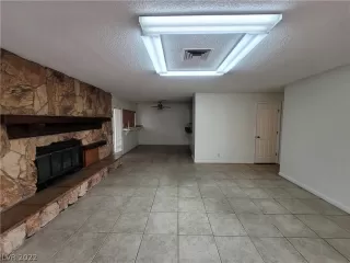 Photo #6: 2376155 Listing 