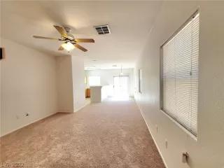 Photo #3: 2376172 Listing