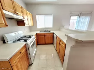 Photo #6: 2376172 Listing