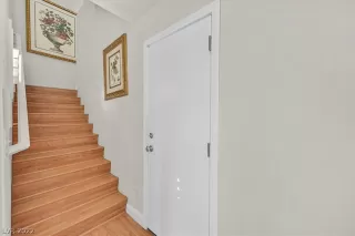 Photo #3: 2376195 Listing 