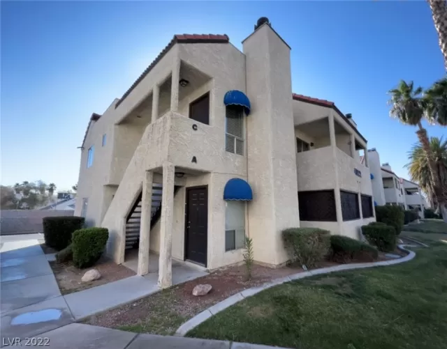 MLS: 2376229 Condo For Sale