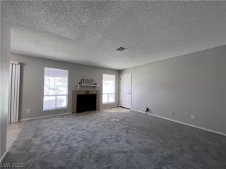 Photo #2: 2376229 Listing