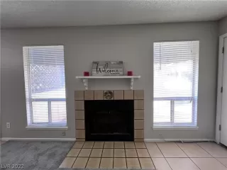 Photo #4: 2376229 Listing